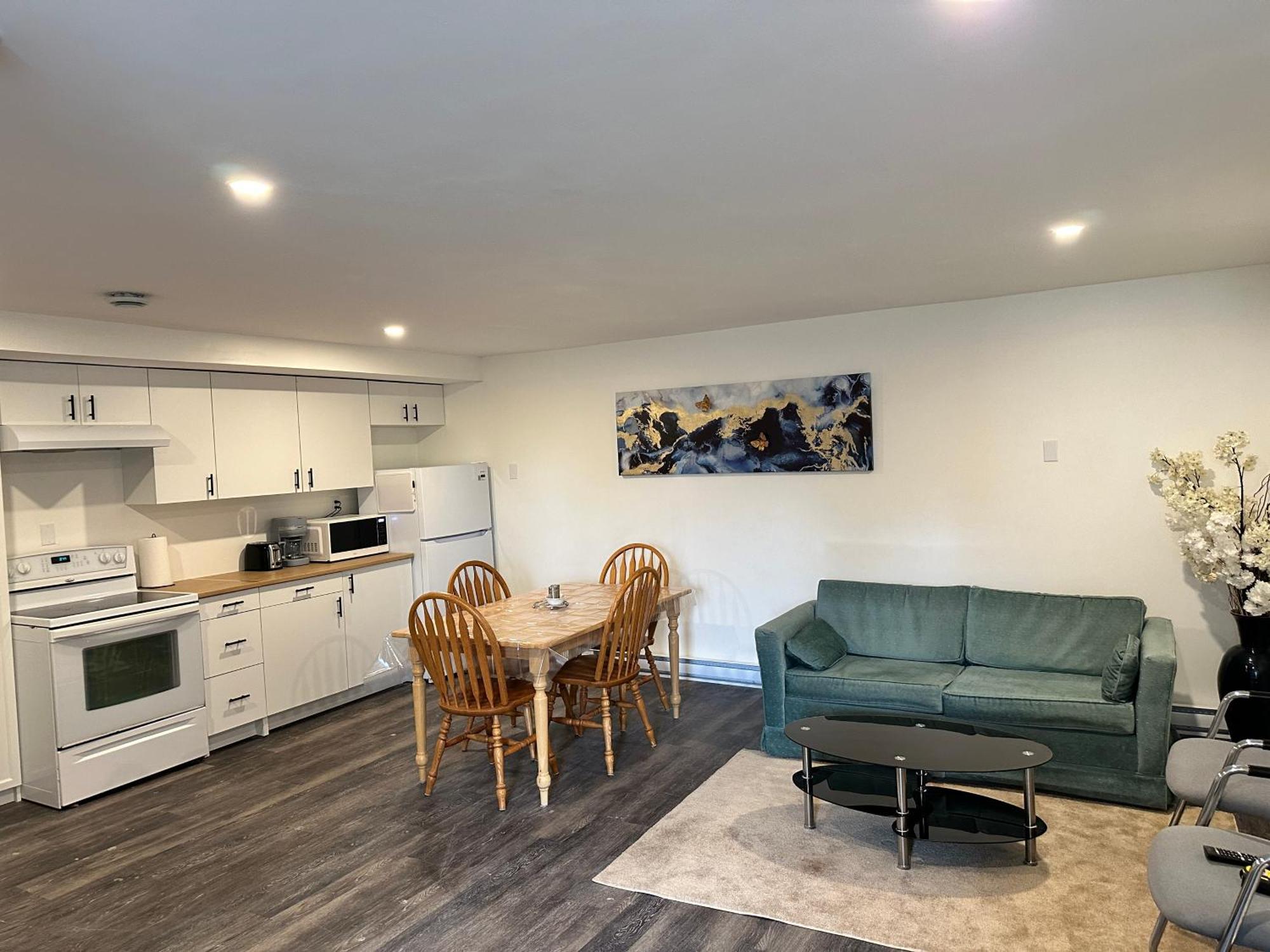 Apartment One Bedroom In Clayton Park Halifax